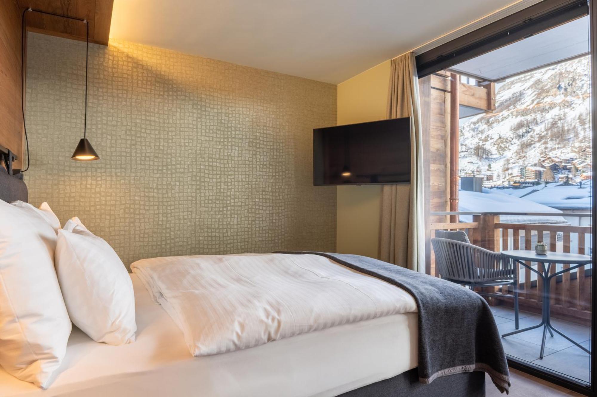 Welschen Hotel زيرمات الغرفة الصورة